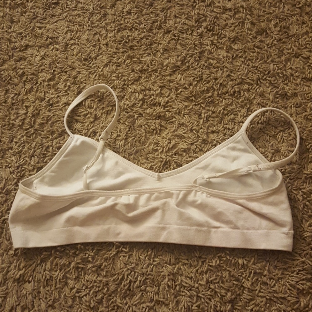 bra - Picture 2 of 3